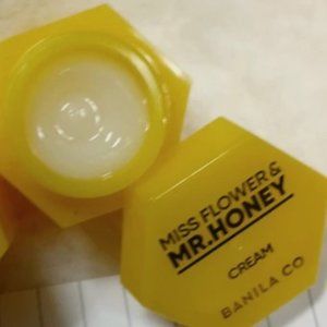 Miss Flower & Mr. Honey by Banila CO